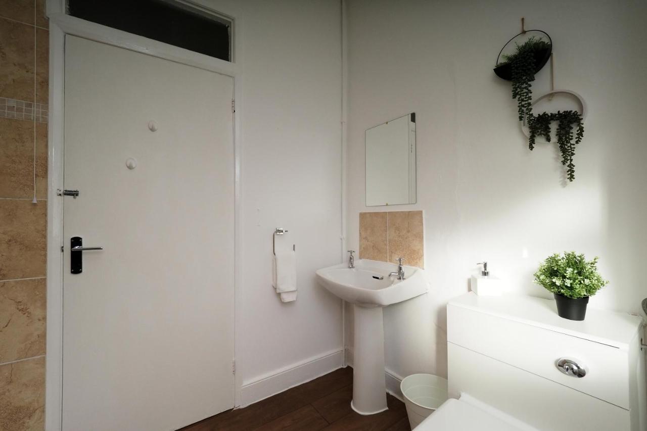 Home In Wellesbourne - Contractors - Families - Reduced Rates Bagian luar foto